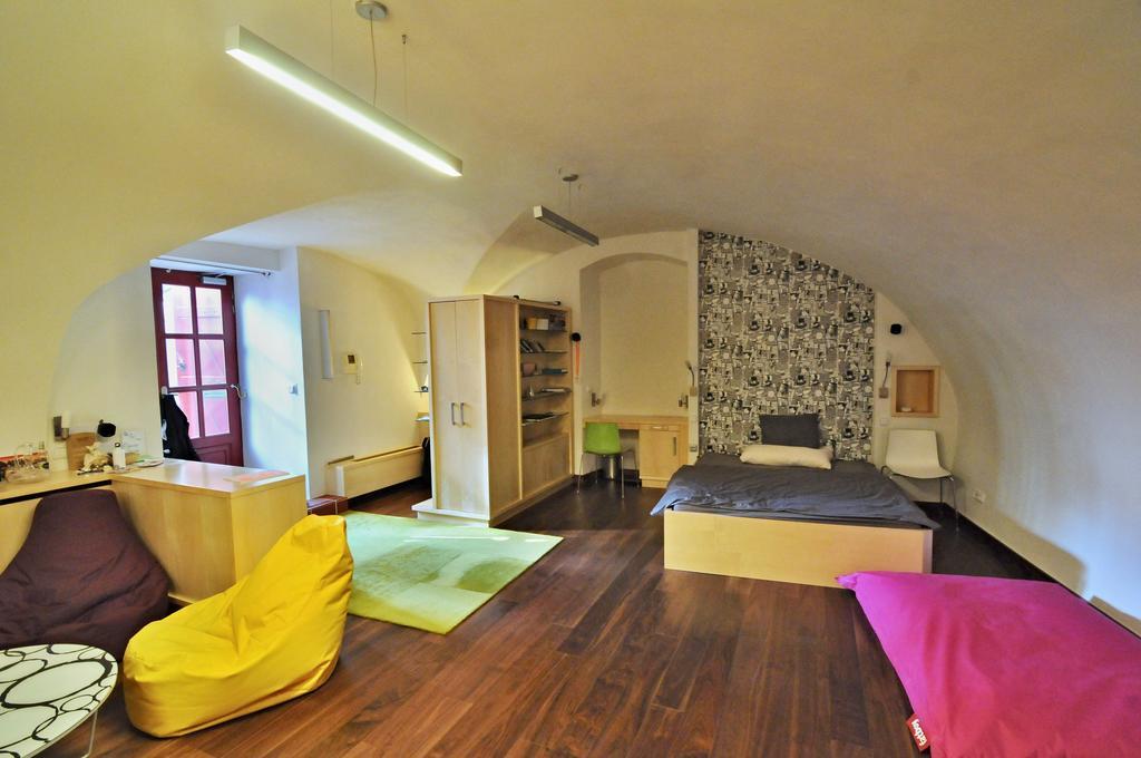 Trziste Appartement *