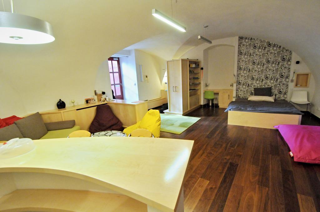 Trziste Appartement